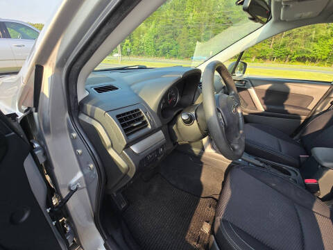 2015 Subaru Forester 2.5i