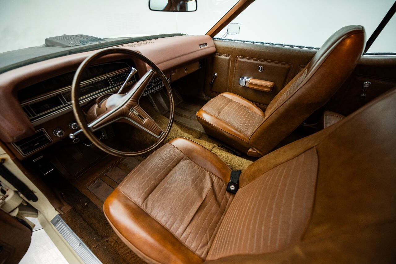 1970 Ford Torino 81