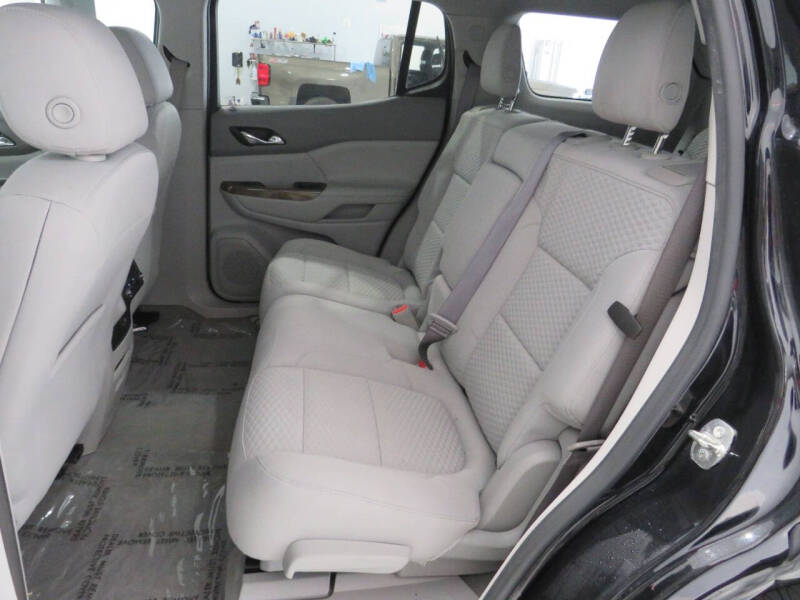 2017 GMC Acadia SLE-1