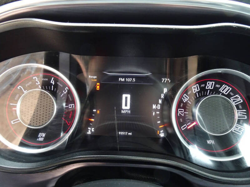 2016 Dodge Challenger SXT