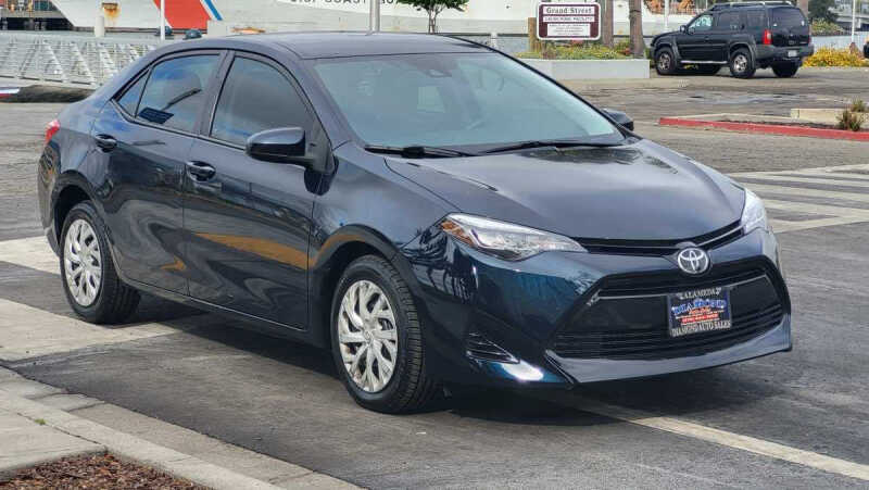 2018 Toyota Corolla LE