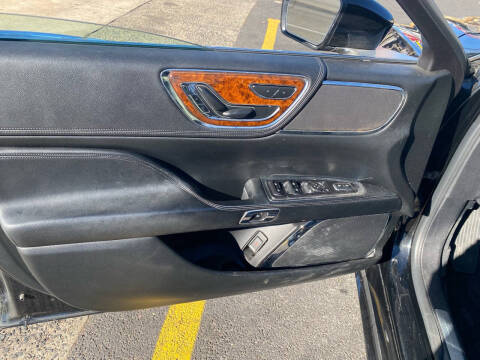 2018 Lincoln Continental Premiere Livery