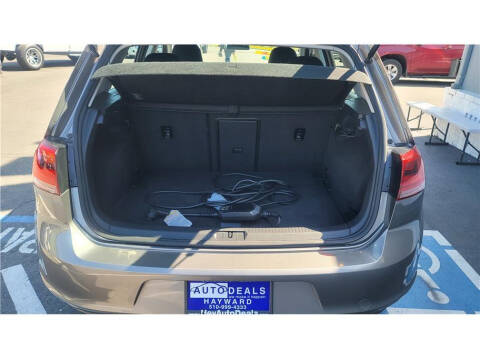 2016 Volkswagen e-Golf SE