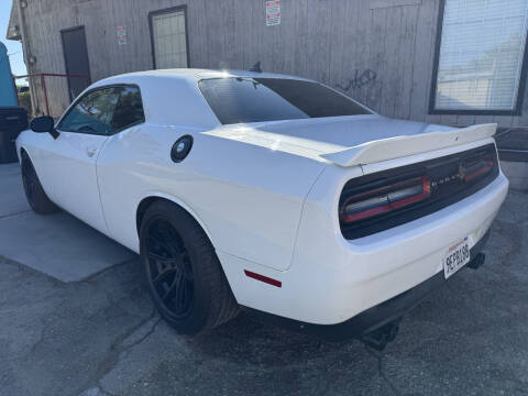 2016 Dodge Challenger R/T Plus