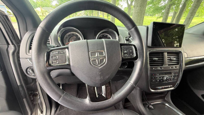 2016 Dodge Grand Caravan SXT Plus