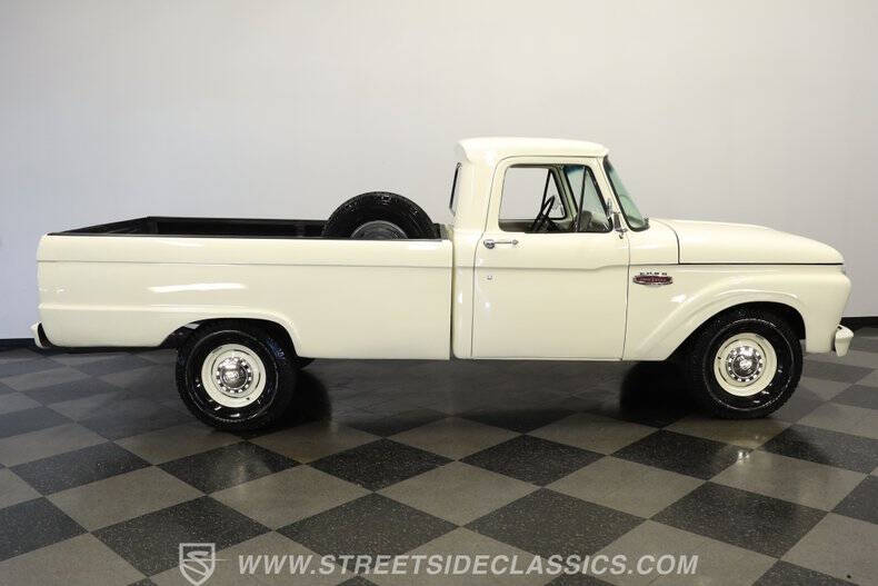 1965 Ford F-100