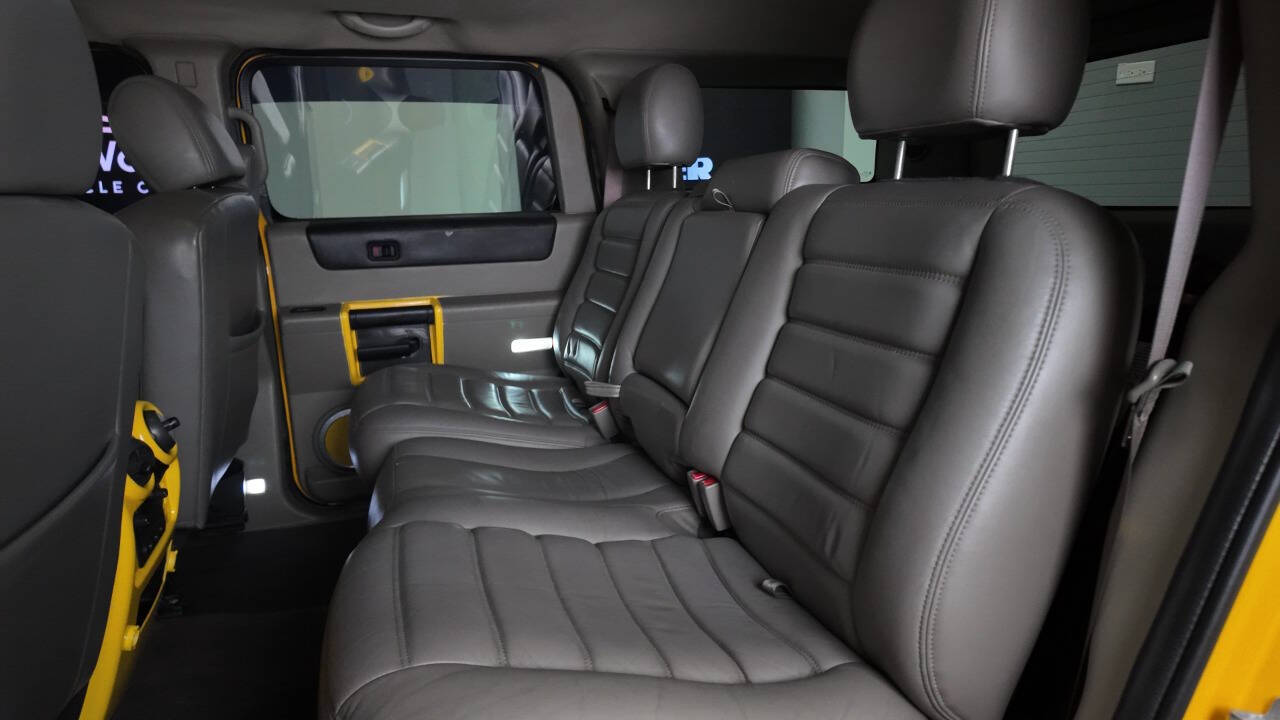 2004 HUMMER H2 41