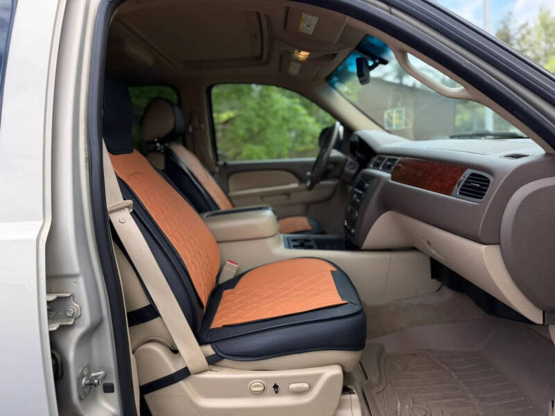 2011 GMC Yukon SLT
