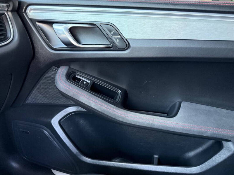 2017 Porsche Macan GTS