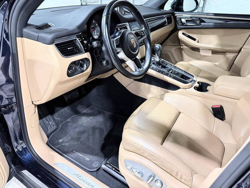 2018 Porsche Macan S