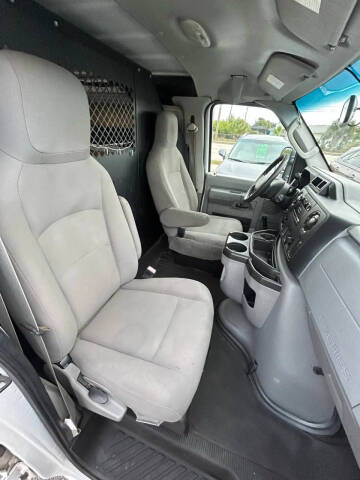 2012 Ford E-Series E-150