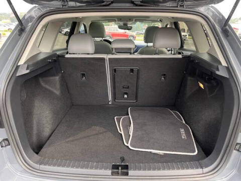 2023 Volkswagen Taos SE 4Motion