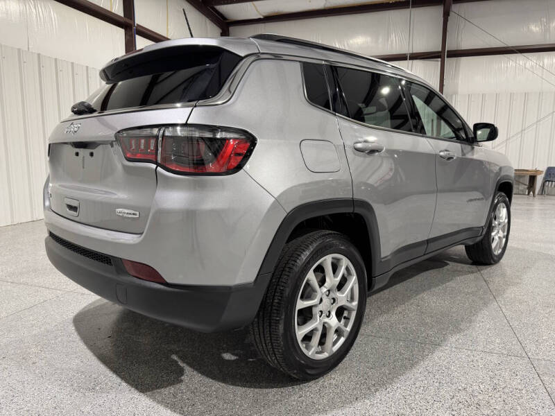 Used 2023 Jeep Compass Latitude Lux with VIN 3C4NJDFN2PT531100 for sale in Campbellsville, KY