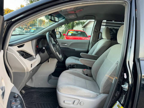 2017 Toyota Sienna