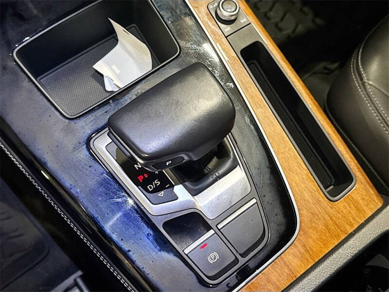 2022 Audi Q5 quattro S line Prem Plus 45 TFSI