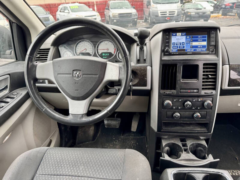 2010 Dodge Grand Caravan Crew