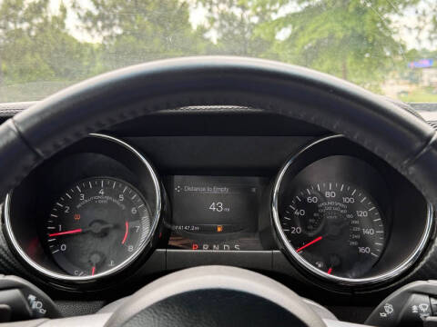 2016 Ford Mustang V6