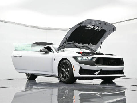 2025 Ford Mustang Dark Horse