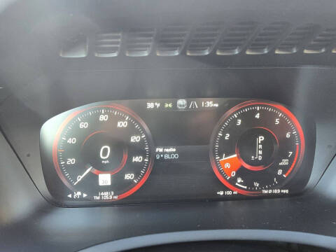 2016 Volvo XC90 T5 R-Design