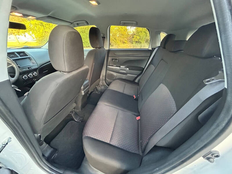 2019 Mitsubishi Outlander Sport ES