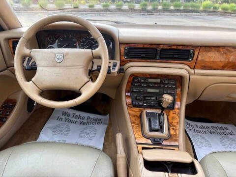 1997 Jaguar XJ-Series XJ6