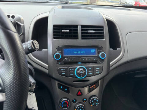 2013 Chevrolet Sonic LT Auto