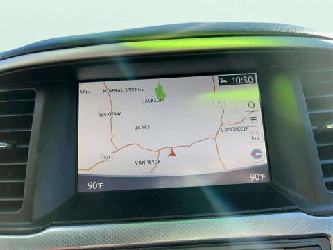 2020 Nissan Pathfinder SL