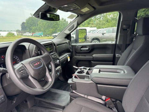 2025 GMC Sierra 3500HD CC Pro