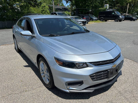 2018 Chevrolet Malibu for sale at Chris Auto Sales in Springfield MA