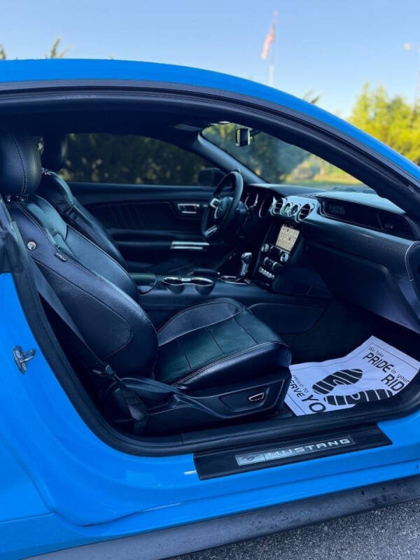 2017 Ford Mustang EcoBoost Premium