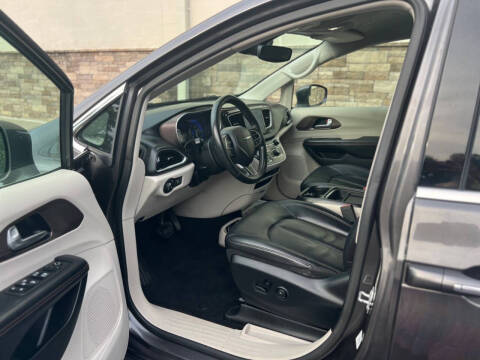 2018 Chrysler Pacifica Touring L