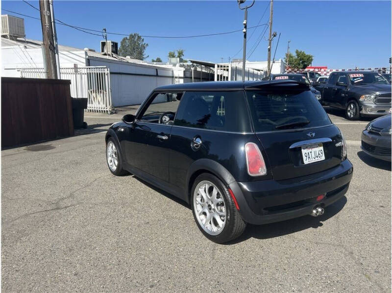 2006 MINI Cooper S