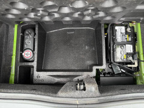 2017 Dodge Challenger 392 HEMI Scat Pack Shaker