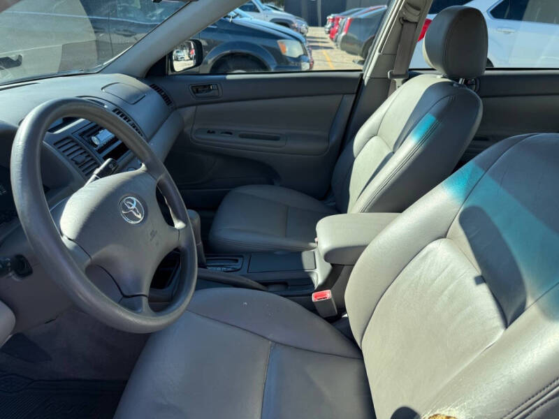 2002 Toyota Camry LE V6