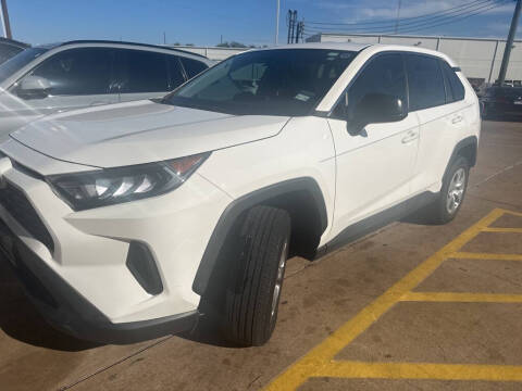 2022 Toyota RAV4 LE
