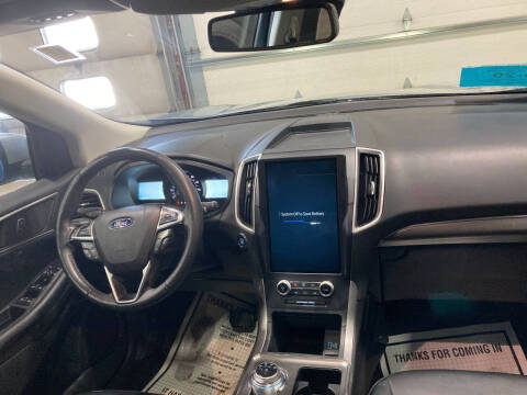 2022 Ford Edge SEL