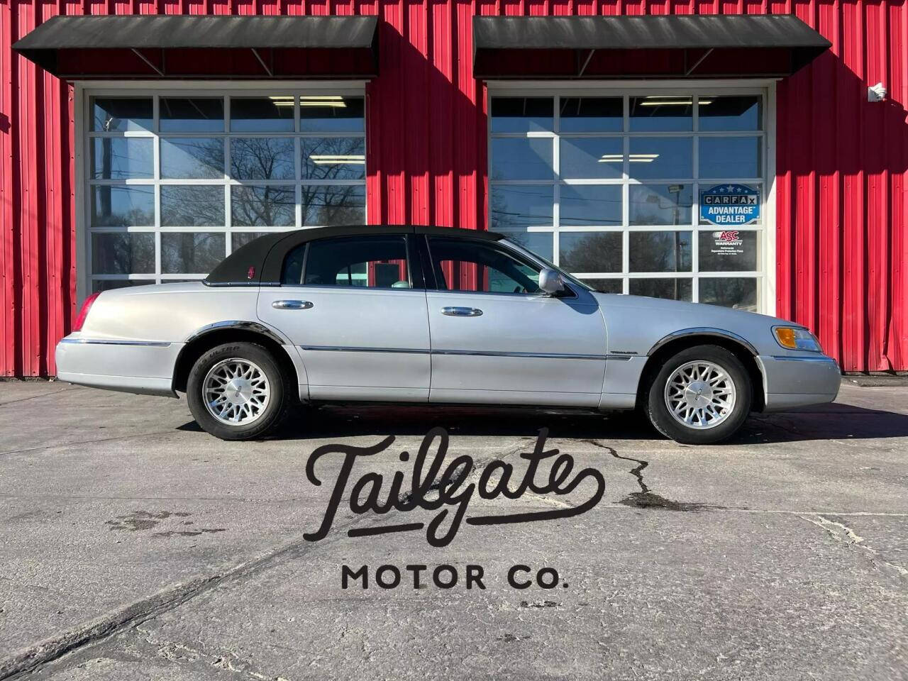 1998 Lincoln Town Car For Sale - Carsforsale.com®