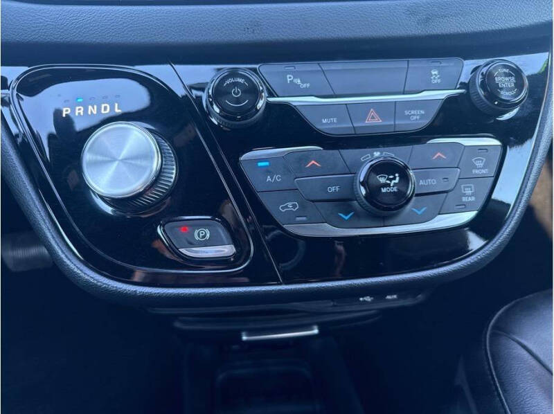 2019 Chrysler Pacifica Hybrid