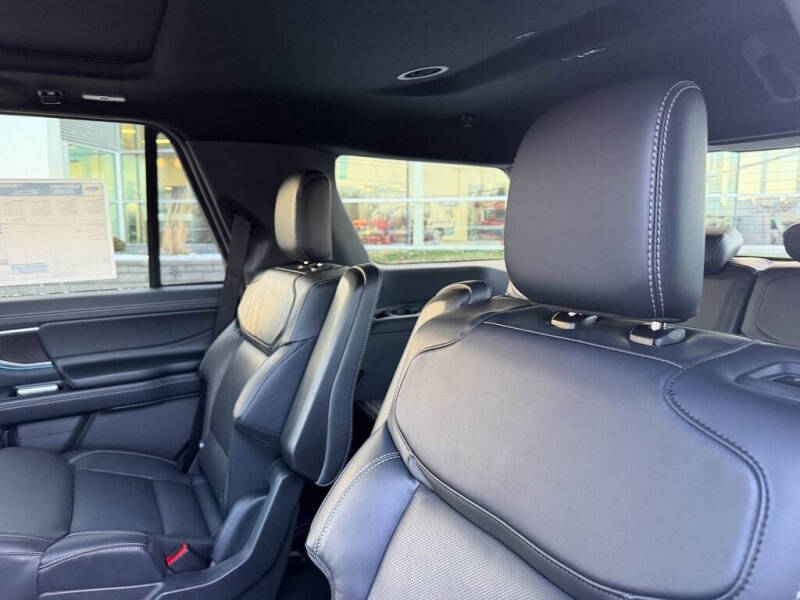 2026 Ford Expedition Platinum