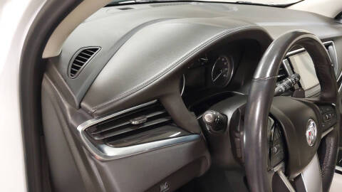 2022 Buick Enclave Essence