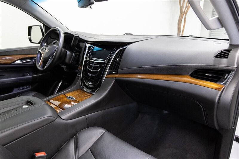 2017 Cadillac Escalade Premium Luxury