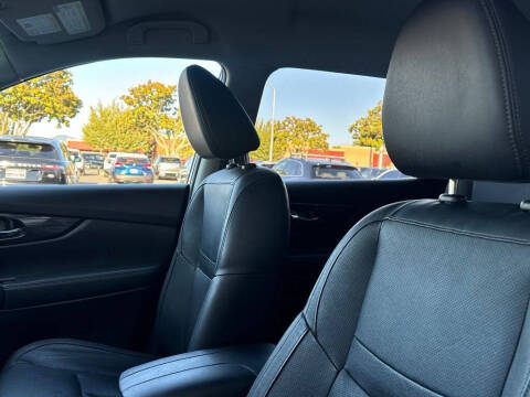 2017 Nissan Rogue