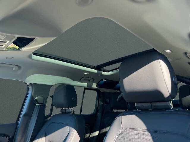 2026 Land Rover Defender 110 P300 S