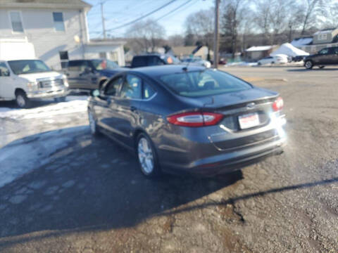 2015 Ford Fusion SE