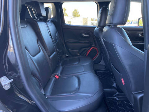 2016 Jeep Renegade Trailhawk