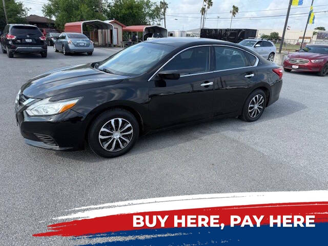 2016 Nissan Altima S's photo