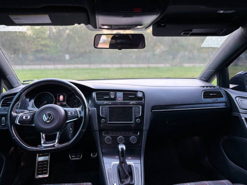 2016 Volkswagen Golf GTI S