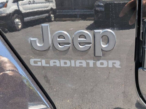 2021 Jeep Gladiator Willys