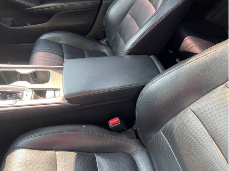 2018 Honda Accord EX-L w/Navi