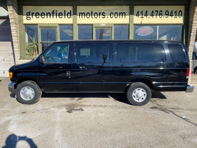 2005 Ford E-Series for sale at GREENFIELD MOTORS in Milwaukee WI